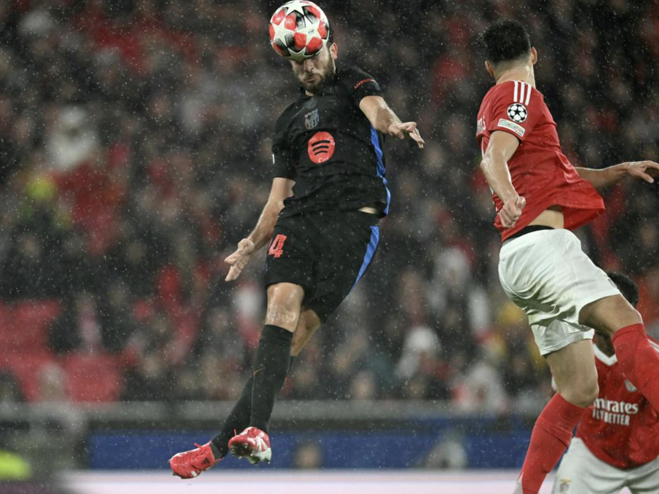 九游官方-巴萨大胜巴伦西亚，梅西再次发挥出色