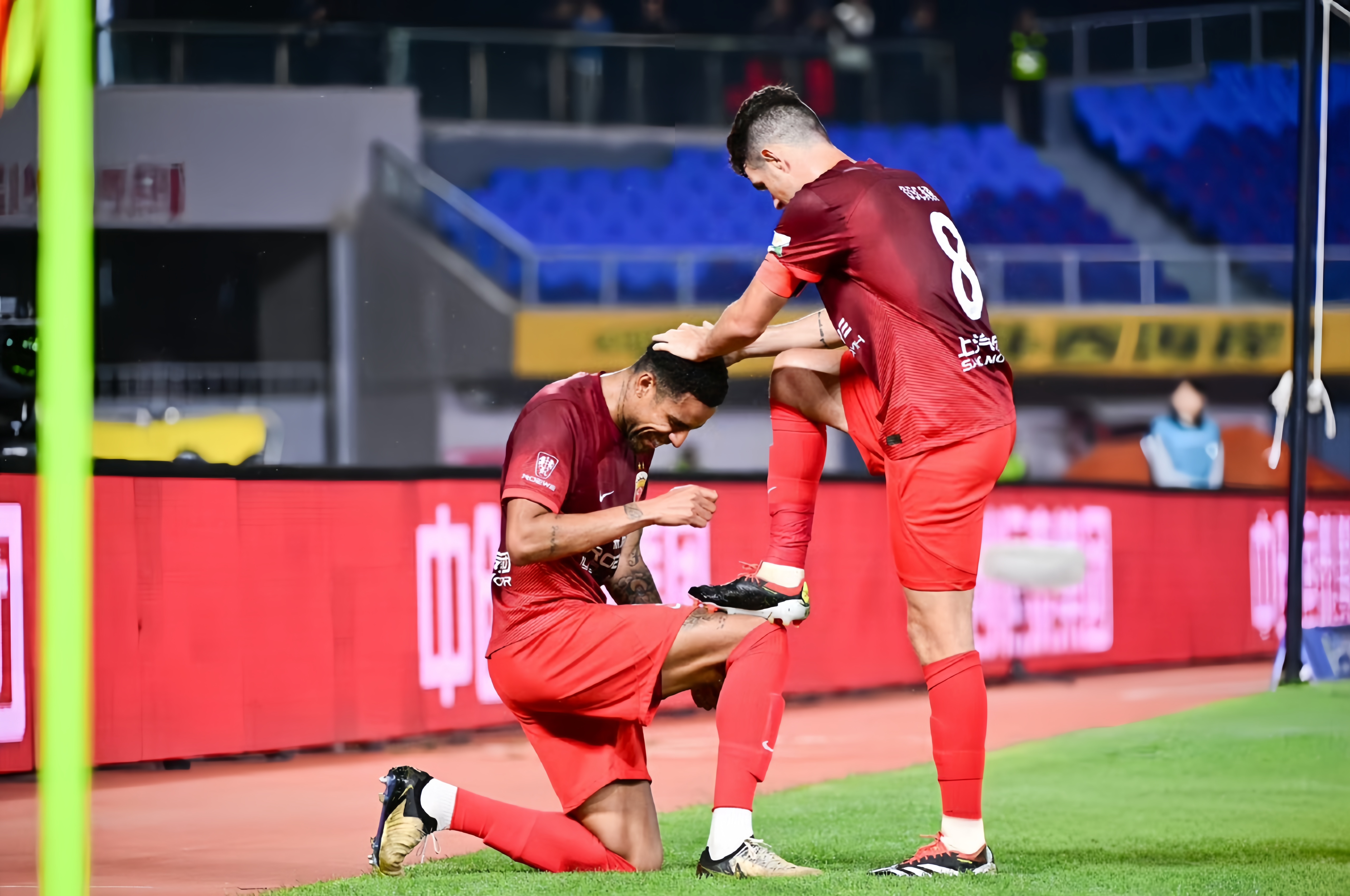 意甲赛场狂欢，激情四射势不可挡的简单介绍